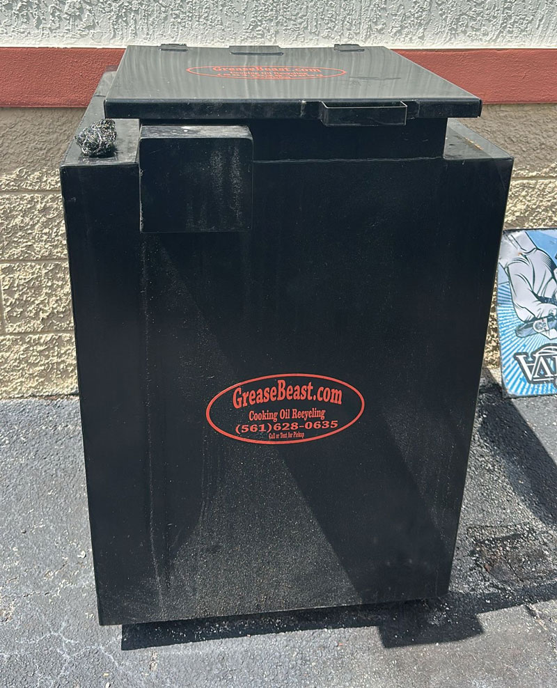 Grease-Beast-Bin-07 A Grease Beast LLC used cooking oil collection container.